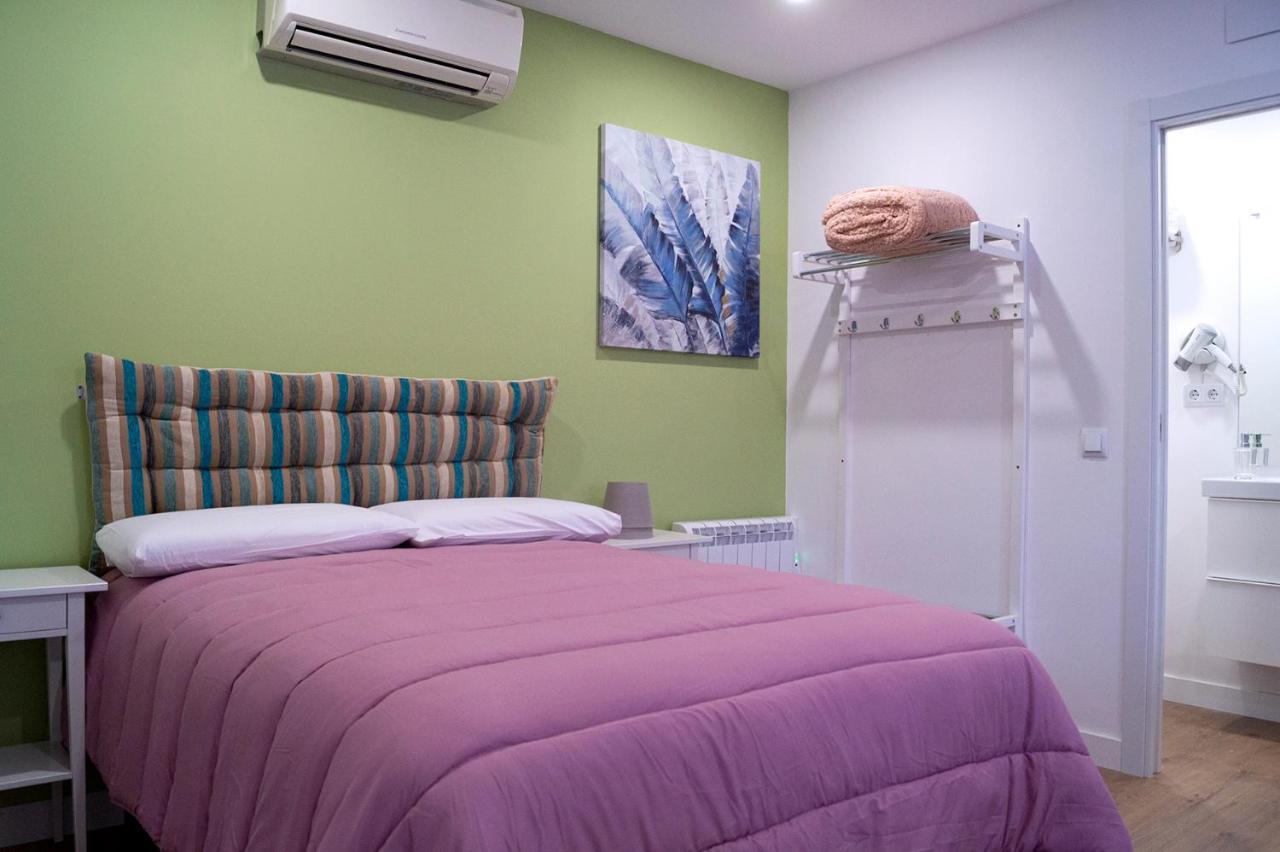 Moncloa Room Apartments Madrid Luaran gambar